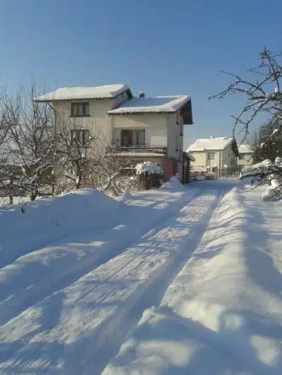 Къща за гости Диляна