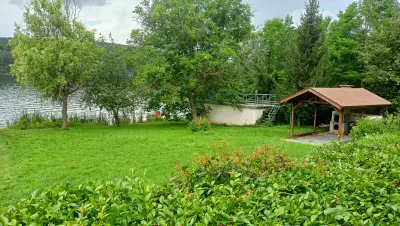 Вила Елена, яз. Лобош