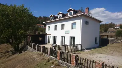Стаи за гости La place Студен кладенец