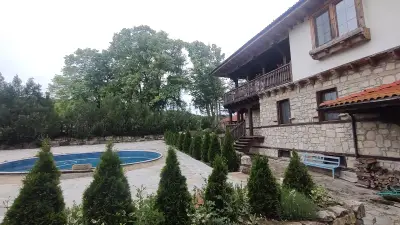 Къща за гости "Български чифлик"