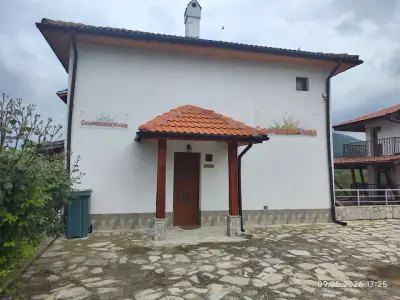 Къща за гости "Слънчевата къща"