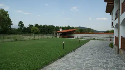 Къща за гости "ИРИС"