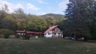 Къща „Бяла река“