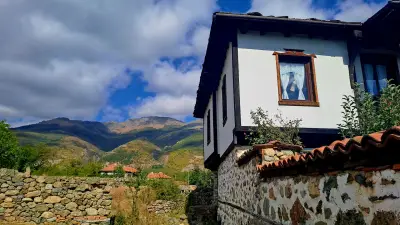 Старата къща / село Тъжа