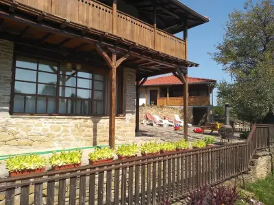 Къща за гости МИЛА / Milla Guest House