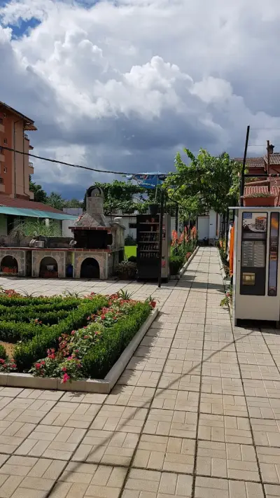 Къща за гости Шестица
