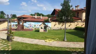 Къща за гости "Адория"