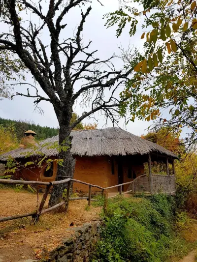 Къща за Гости Лещенски Рай