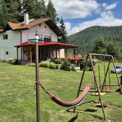 Къщи за гости "Кутлата"