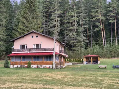 Къщи за гости "Кутлата"