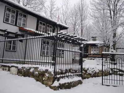 Старата къща Лисец