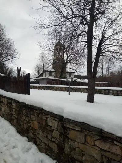 ВИЧЕВАТА КЪЩА