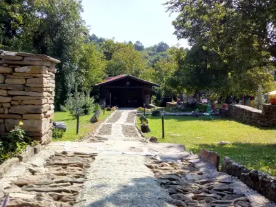 Guest House Stone Paths