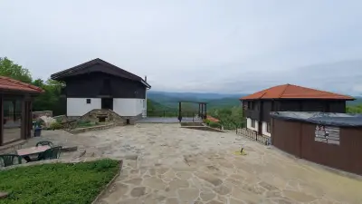 Етно Къщи на Скалата/Къщи за Гости край Габрово