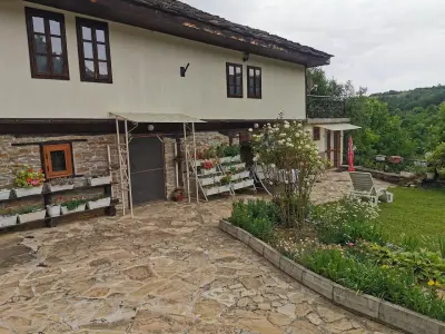 Къща Русеви