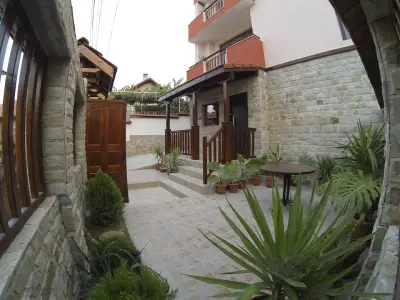 Ego 2 Guesthouse
