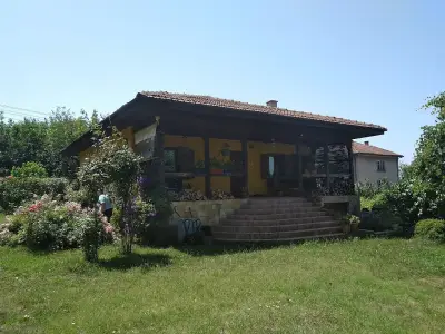 Къща на Краси