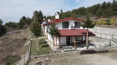 Къщи за гости Краси