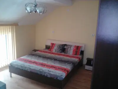 Statevi Guest Apartment