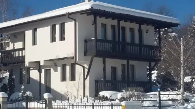 Къща за гости "Поезия"