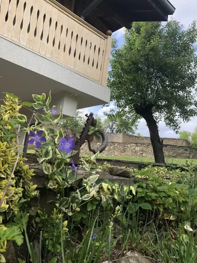 Villa Manoya
