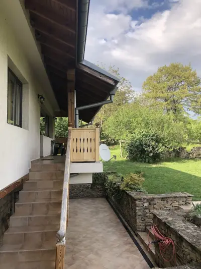 Villa Manoya