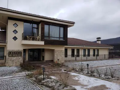 Villa Ovcharovo / Вила Овчарово