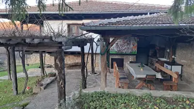 Къщата с лозата