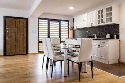 Хотел Active Apartments