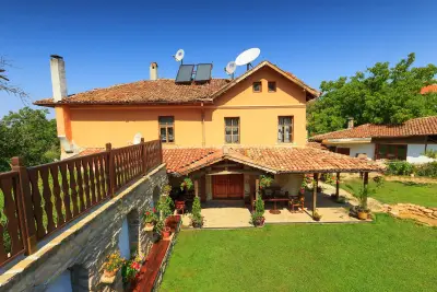 Chamurkov Guest House