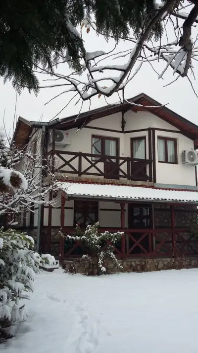 Guest House Белчева | Къща за гости в с. Баня