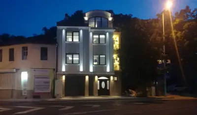 Shahbazian House