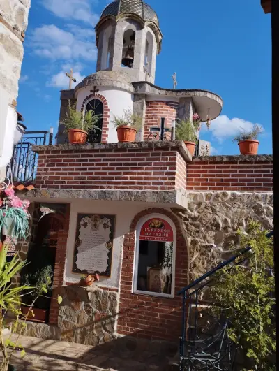 Къщата с Параклиса