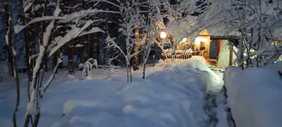 ХАДЖИРАДКОВИТЕ КЪЩИ