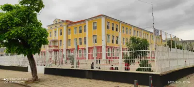 Първо основно училище "Христо Ботев"