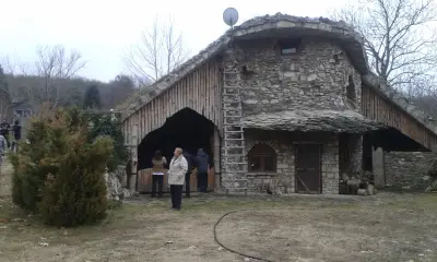 Къща за гости "Белите манастири" с.Карлуково
