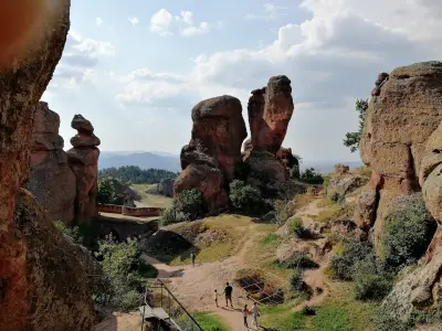 Его Къща за Гости