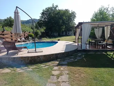 Къща за гости "Рай"