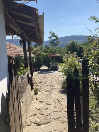 Благата Къща