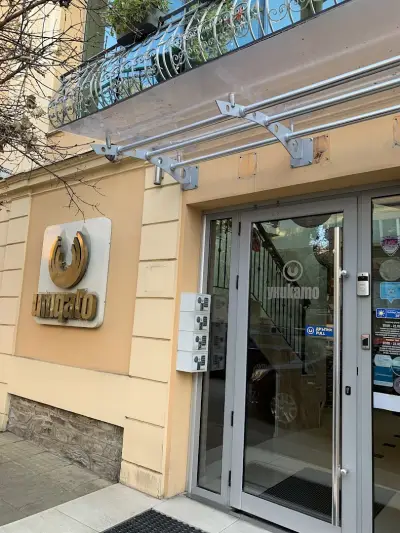 Uniqato Hotel