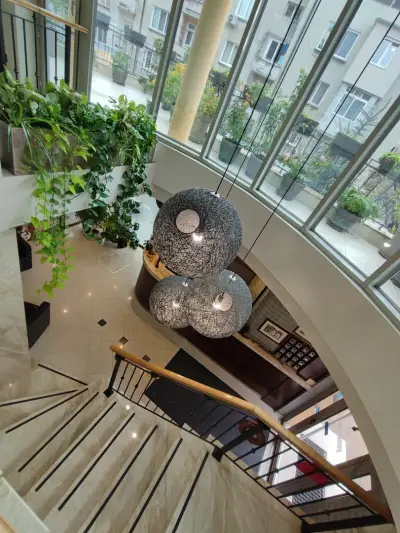 Uniqato Hotel