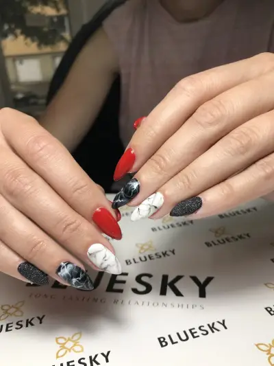 Es nail salon
