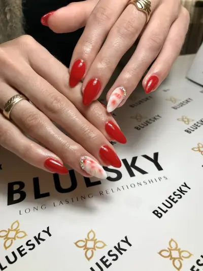 Es nail salon