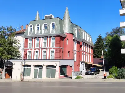 Хотел Магически замък