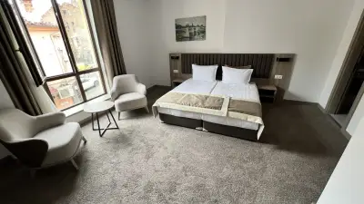 Evelin Deluxe House