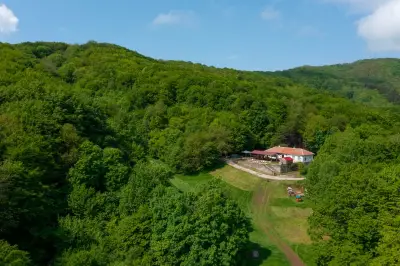 Bonsovi Poliani Hut (хижа Бонсови поляни)