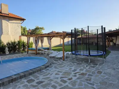 Къща за гости Koleff House - Твърдица