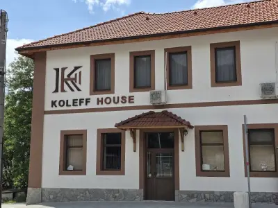 Къща за гости Koleff House - Твърдица