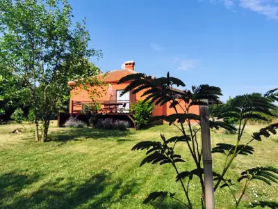 Cozy 1 Bed Cottage in Ognen near Karnobat Burgas