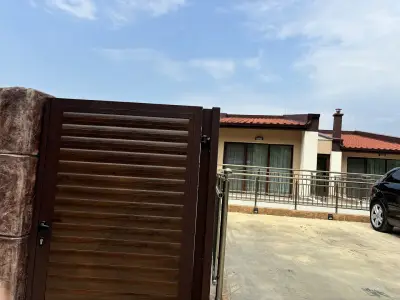 Къща за гости Давиос